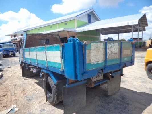 ขายรถ6ล้อดั้มโตโยต้า115  พร้อมใช้งานคับ