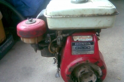 เครื่องฮอนด้า 5 แรงสภาพดีครับสตาสติดง่ายครับขนาด 5 แรงครับราคานี้คุ้มครับไม่ต้องเบิกใหม่ครับใช้ยาวครับ