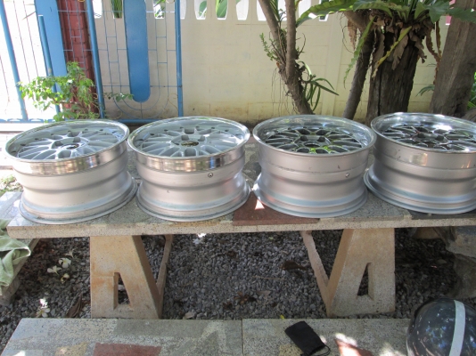 ขายล้อ ALGERNON INTELESSEขอบ17 5/114.3F9 of+43 R9 of+8 14000 บาท