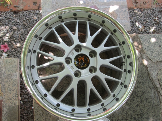 ขายล้อ ALGERNON INTELESSEขอบ17 5/114.3F9 of+43 R9 of+8 14000 บาท