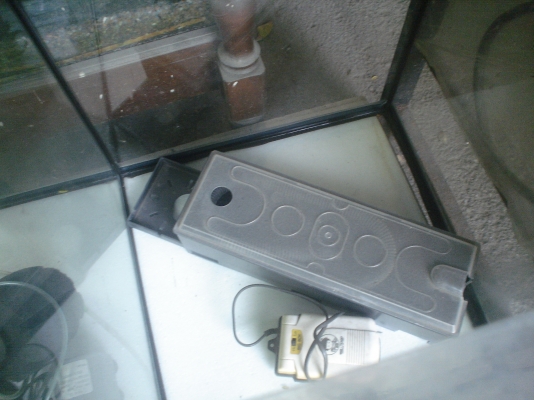 ตู้ปลา  36  ทรงสูงพิเศษ  ตู้ตัด  พร้อมขา อุปกรณ์พร้อม ราคาพิเศษ