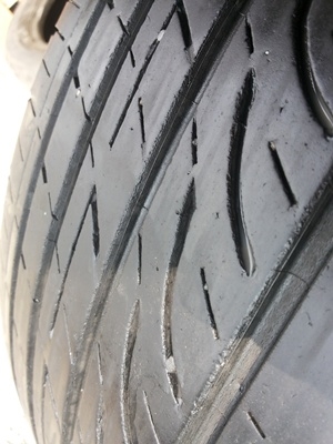 ขายยาง205/55/16 ปี 10 BRIDGSTONE TURANZA GR90 1ชุด ราคา : 2,000.00 บาท ขายยาง205/55/16 ปี 10 BRIDGSTONE TURANZA GR90 1ชุด ราคา : 2,000.00 บาท