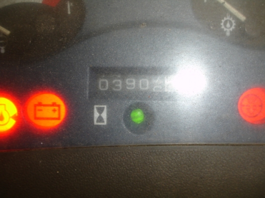 ขายฟอร์คลิฟต์ KOMATSU FG50-7 ขนาด 5 ตัน   นำเข้าจากญี่ปุ่น ไม่เคยใช้งานในไทยแน่นอนค่ะ สภาพดี แบตดี สนใจติดต่อเจี๊ยบได้ค่ะ โทร 087-3310254 ค่ะ