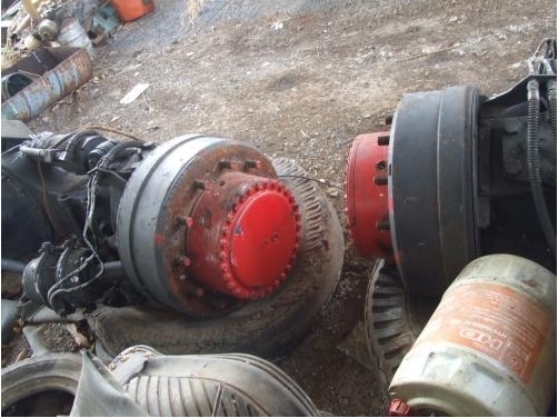 เสื้อเพลาหน้า-หลัง รถเครน4ล้อยาง 45ตัน ทอนาโด