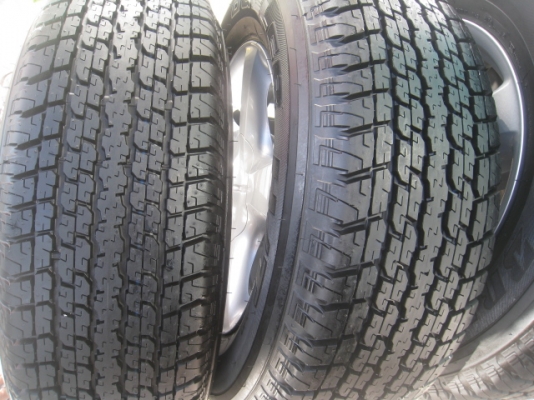 ขายล้อแม็ก All New Isuzu d-max 17"x7" et33 6รู139 +ยางปี 1513 ครับ  (081-3747940)