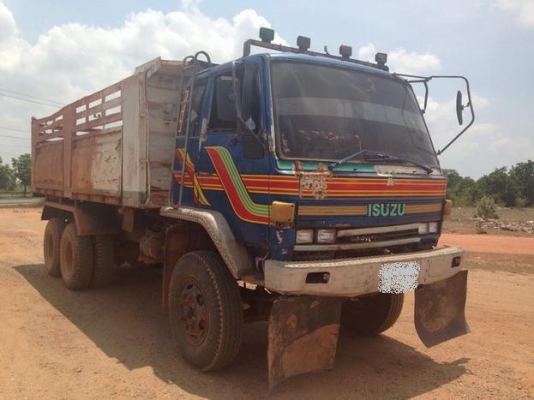 ขาย 10ล้อ2เพลาดั๊ม ISUZU ROCKY 210 FXZ13NFY วางเครื่อง240 (ลงเล่ม) แห้งดี แรงจัด ช่วงล่างใหญ่ 240 คัสซีดี ไม่ผุ ไม่ดาม เปลี่ยนหัวนอก ภายในดีคอนโซลครบ พ.พาวเวอร์  กระบะดั๊มเหล็กสามมิตรลอนเฉียงสภาพดี ยางดี10เส้น เก็บสีนิดหน่อยสวยเลย  พร้อมใช้ พร้อมลุยงาน รา