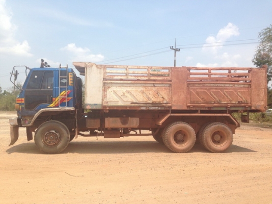 ขาย 10ล้อ2เพลาดั๊ม ISUZU ROCKY 210 FXZ13NFY วางเครื่อง240 (ลงเล่ม) แห้งดี แรงจัด ช่วงล่างใหญ่ 240 คัสซีดี ไม่ผุ ไม่ดาม เปลี่ยนหัวนอก ภายในดีคอนโซลครบ พ.พาวเวอร์  กระบะดั๊มเหล็กสามมิตรลอนเฉียงสภาพดี ยางดี10เส้น เก็บสีนิดหน่อยสวยเลย  พร้อมใช้ พร้อมลุยงาน รา