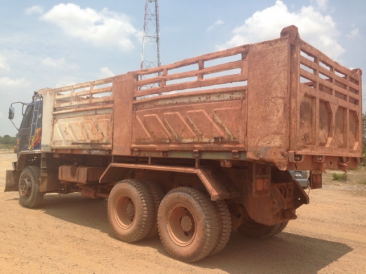 ขาย 10ล้อ2เพลาดั๊ม ISUZU ROCKY 210 FXZ13NFY วางเครื่อง240 (ลงเล่ม) แห้งดี แรงจัด ช่วงล่างใหญ่ 240 คัสซีดี ไม่ผุ ไม่ดาม เปลี่ยนหัวนอก ภายในดีคอนโซลครบ พ.พาวเวอร์  กระบะดั๊มเหล็กสามมิตรลอนเฉียงสภาพดี ยางดี10เส้น เก็บสีนิดหน่อยสวยเลย  พร้อมใช้ พร้อมลุยงาน รา