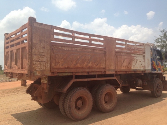 ขาย 10ล้อ2เพลาดั๊ม ISUZU ROCKY 210 FXZ13NFY วางเครื่อง240 (ลงเล่ม) แห้งดี แรงจัด ช่วงล่างใหญ่ 240 คัสซีดี ไม่ผุ ไม่ดาม เปลี่ยนหัวนอก ภายในดีคอนโซลครบ พ.พาวเวอร์  กระบะดั๊มเหล็กสามมิตรลอนเฉียงสภาพดี ยางดี10เส้น เก็บสีนิดหน่อยสวยเลย  พร้อมใช้ พร้อมลุยงาน รา