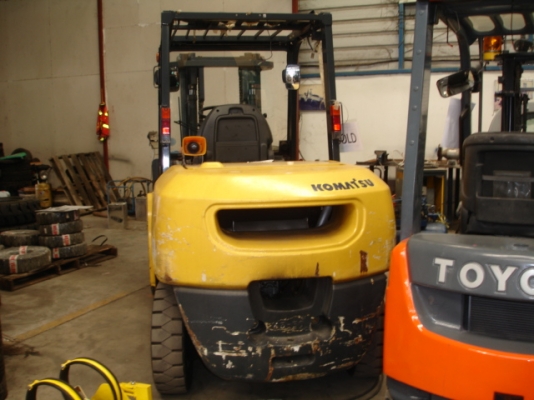KOMATSU Forklift FG45T-7 ปี 2005 นำเข้าจากญี่ปุ่น สภาพสวยราคาไม่แพง