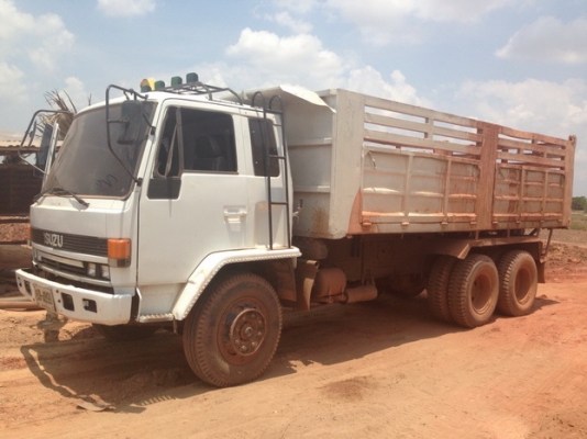 ***ขายแล้วครับขอบคุณ Truck2hand ขาย 10ล้อ2เพลาดั๊ม ISUZU ROCKY 175 FVZ12MY เครื่องเดิม เกียร์เดิม แห้งๆแรงดี สโลว์ เบรคลมดัน ช่วงล่างเดิมๆ คัสซีดี ไม่ดาม กระบะดั๊มเหล็กสภาพดี ยางดี10เส้น หัวบางภายในดี คอนโซลครบ  ราคานี้เอาไปเก็บสีอย่างเดียวสวยเลยครับ รถวิ