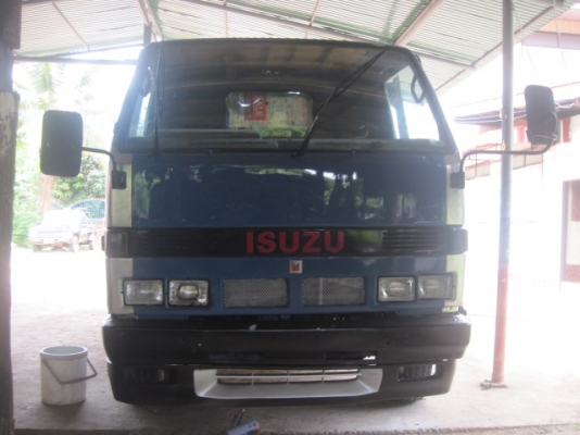 ขาย ISUZU NKR 110 ( ไม่มีเล่มทะเบียน )