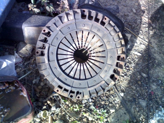 ขายเครื่อง ดาบ 270 6สูบ 53000 สอบถาม โทร 0860748399