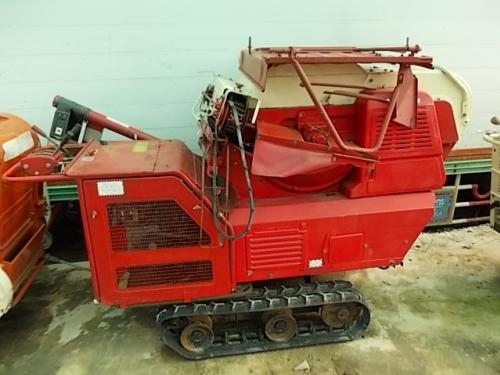 รหัสสินค้า :12000853 เครื่องนวดข้าว YANMAR ขายถูก สภาพสวยพร้อมใช้งาน