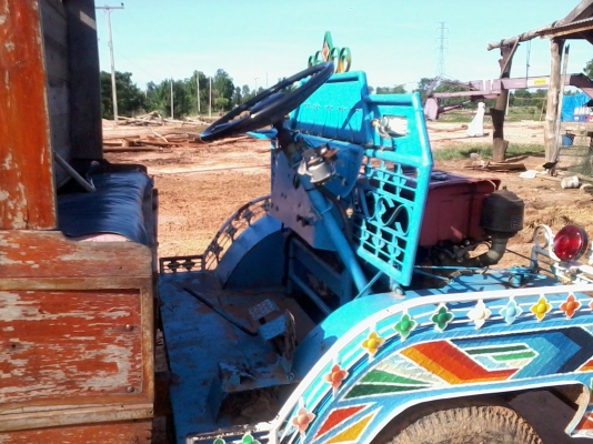 ขายรถอีแต๋น/รถบ้าน ใช้งานปกติจ้า พร้อมเครื่อง เพิ่งทำสีใหม่ เพิ่งเดินไฟใหม่ทั้งคัน คอกเดิม