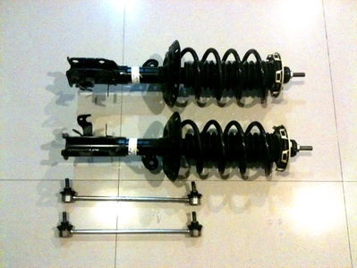 ชุดโช็คและสปริง ฮอนด้า เหล็กกันโคลง ใส่New Jazz สภาพใหม่