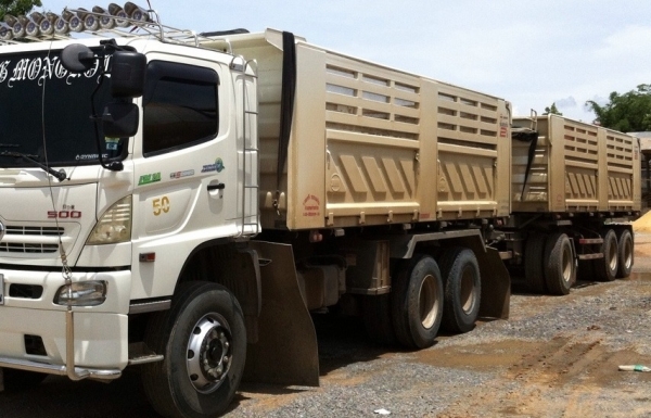 HINO MEGA SERIES 500 - 344 HP EURO3 ปี 55 รถพ่วงแม่+ลูก กระบะดั๊มพ์เหล็กของสามมิตรลอนเฉียงสภาพสวยจัด ลูก 3 เพลาดั๊มพ์ความยาว 6.50 เมตร เครื่องแน่นแรงดี ภายในเก๋งสวยอุปกรณ์ครบครัน CD พ.เพาเวอร์ ก.ไฟฟ้า ระบบเบรคทริ๊ปฟี้ ช่วงล่างแน่นทั้งแม่ลูก ยางสภาพเต็มดี HINO MEGA SERIES 500 - 344 HP EURO3 ปี 55 รถพ่วงแม่+ลูก กระบะดั๊มพ์เหล็กของสามมิตรลอนเฉียงสภาพสวยจัด ลูก 3 เพลาดั๊มพ์ความยาว 6.50 เมตร เครื่องแน่นแรงดี ภายในเก๋งสวยอุปกรณ์ครบครัน CD พ.เพาเวอร์ ก.ไฟฟ้า ระบบเบรคทริ๊ปฟี้ ช่วงล่างแน่นทั้งแม่ลูก ยางสภาพเต็มดี