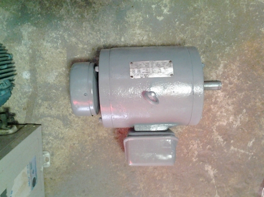 ขาย !! มอเตอร์ 3 HP.  220 V. พร้อมใช้งาน