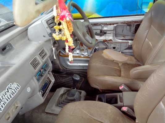 ขายด่วนตามสภาพปี94 slx เครื่องดี เพาเวอรแท้ คานหน้าเดิม ทะเบียนขาดเดือน