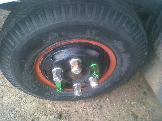 ขายด่วน KM779 เครื่อง 117 แรง ยาว 5.50 เมตร สภาพเดิมๆๆ ขายด่วน KM779 เครื่อง 117 แรง ยาว 5.50 เมตร สภาพเดิมๆๆ