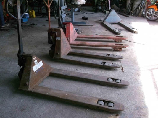 ขายเหมา แฮนด์ลิฟท์ 4 ตัว พี่ชวลิต จองแล้ว