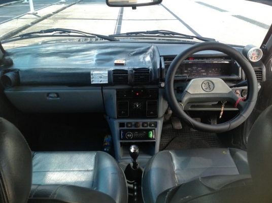 ขายเปอโย 305 แก๊สLPG พร้อมใช้เลยครับ ขายเปอโย 305 แก๊สLPG พร้อมใช้เลยครับ