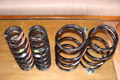 ขายสปริงโตโยต้า WISH 1ชุดสภาพดี