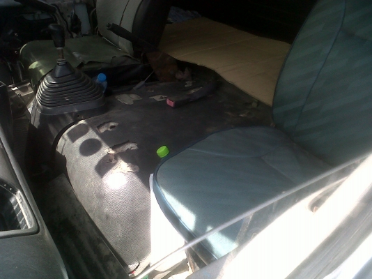 ขายด่วน อีชุชุ เด้ก้า 200 แรง  ยาว 7.20  เมตร  ยาง 9.00  พร้อมใช้