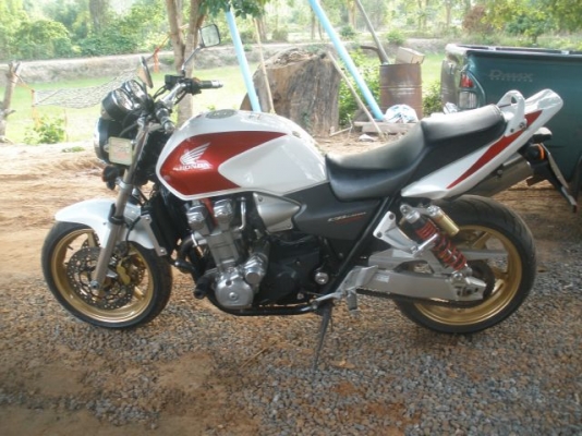ขายแล้ว CB1300 ปี 2004 ทะเบียนแท้ สมอ.(ปรับราคา)