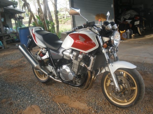 ขายแล้ว CB1300 ปี 2004 ทะเบียนแท้ สมอ.(ปรับราคา)