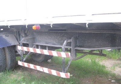 ขายหางพ่วงดั้มพ์ 2 เพลา สามมิตร สภาพพร้อมใช้ โทร 088-4501277