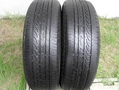 ขายยาง BRIDGESTONE GR90 ปี2412(1คู่) 205/65/16 ราคา 1,500 ดูของแถวปากเกร็ด สนใจติดต่อ 090-676-4651 เบียร์ครับ