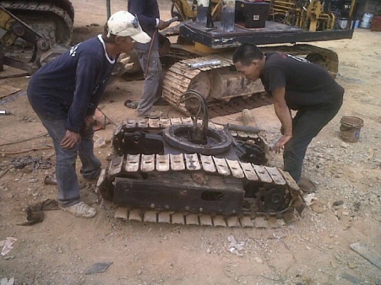 ขาย รถ backhoe komatsu PC05 ขายพี่ พิทัก 087-638-2882