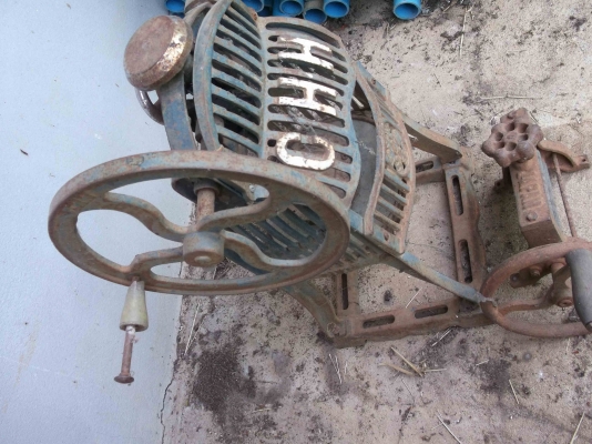 เครื่องใสน้ำแข็งกับเครื่องบดปลาหมึก ขายพี่ พงษ์ แล้ว