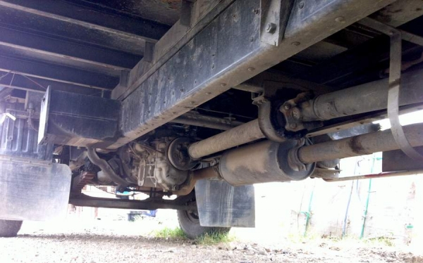 รถตู้บรรทุก 6 ล้อ ตู้ 10บาน 7.2เมตร MITSU FUSO FK457 6D16 Turbo