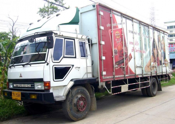 รถตู้บรรทุก 6 ล้อ ตู้ 10บาน 7.2เมตร MITSU FUSO FK457 6D16 Turbo