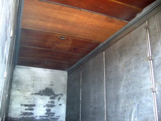 รถตู้บรรทุก 6 ล้อ ตู้ 10บาน 7.2เมตร MITSU FUSO FK457 6D16 Turbo