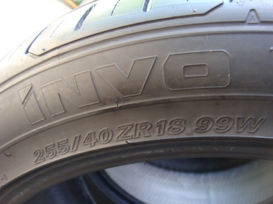 ขายยาง Nitto Invo 255/40/18 ปี 10