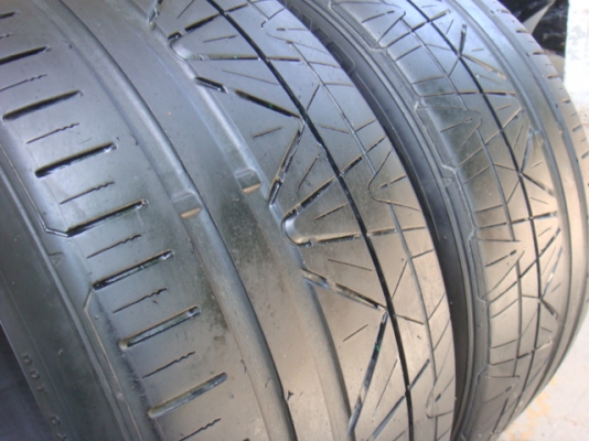 ขายยาง Nitto Invo 255/40/18 ปี 10