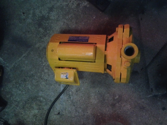 ขาย !!  ปั้มหอยโข่ง  1.5hp 220V. พร้อมใช้งาน