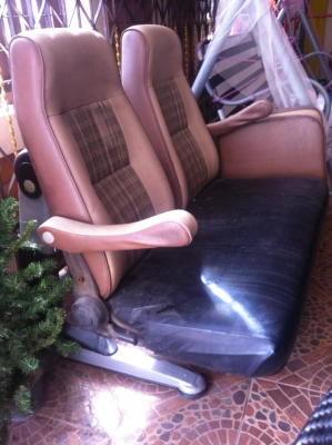 เบาะรถตู้ 3ที่นั่ง ขาย1200-