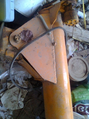 ขายรถเกี่ยวข้าวอุ้มศักดิ์พัฒนาบิ๊ก37 ติดอุ้มแล้ว