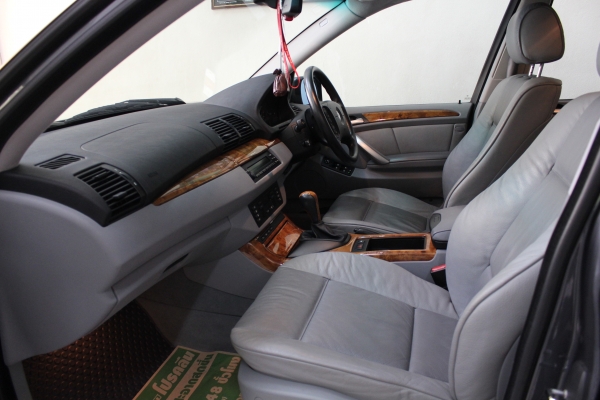 ขายรถ BMW X5 3.0 ขายรถ BMW X5 3.0