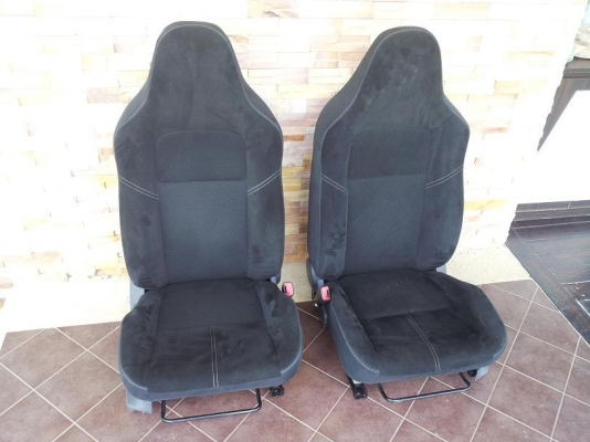 เบาะปีก Swift Sport จาก Japan แท้พร้อมราง   ใส่ Swift Eco ได้เลย (7,900 Bht)