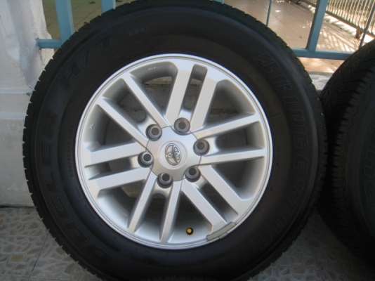 ขายล้อแม็ก vigo champ 17"x7.5" et30 6รู 139 + ยางปี 12 (081-3747940)