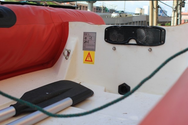 ขายเรือยางท้องไฟเบอร์  สภาพดี ไม่มีรั่ว