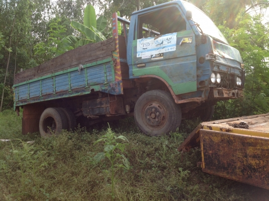 จะตัด 6 ล้อหนุ่มทางหลวง ช่วงสั้น เครื่อง 100 แรง มีทะเบียน ถูกๆ