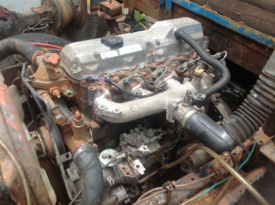 จะตัด 6 ล้อหนุ่มทางหลวง ช่วงสั้น เครื่อง 100 แรง มีทะเบียน ถูกๆ จะตัด 6 ล้อหนุ่มทางหลวง ช่วงสั้น เครื่อง 100 แรง มีทะเบียน ถูกๆ