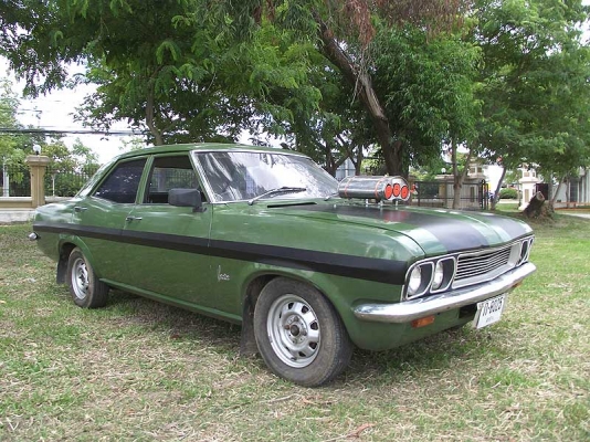 ขายหรือแลก รถหรู ด่วน vauxall victor กลัว dsi มาตามยึดใครชอบความมันส์แบบสวิงลองดูครับมีรูป