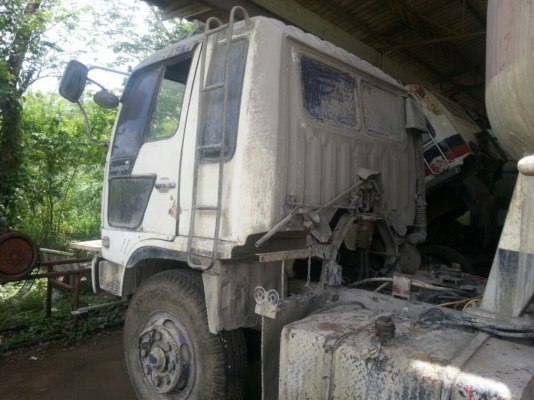 รถบรรทุก 10ล้อ Hino 725